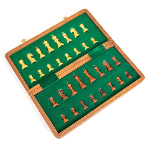 30X30CM CLASSIC MAGNETIC WOODEN FOLDING CHESS SET - Hobby.lt 🇬🇧