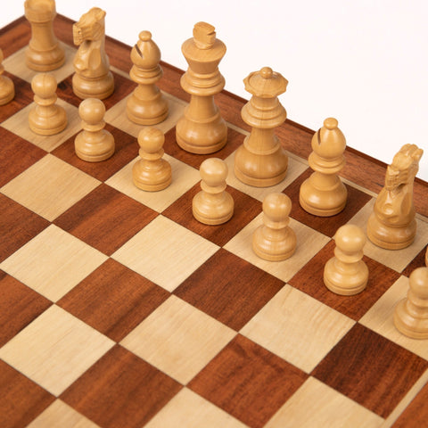 31x31cm Beautiful Magnetic Wooden Chess Set with Box Inside - Hobby.lt 🇬🇧