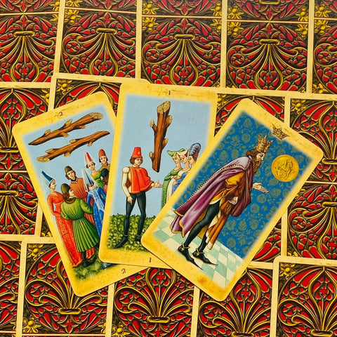 Medieval Tarot Cards Lo Scarabeo