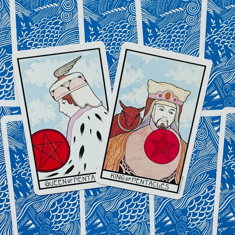 Aquarian Tarot cards in a tin US Games Systems