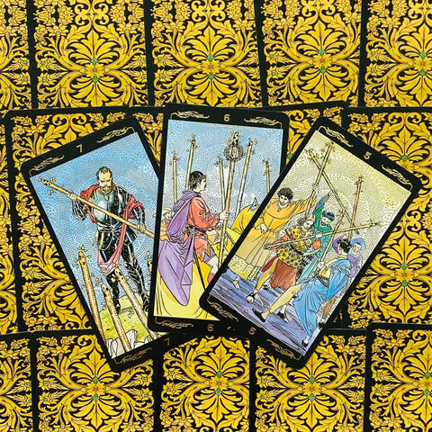 Golden Universal Tarot Cards Lo Scarabeo