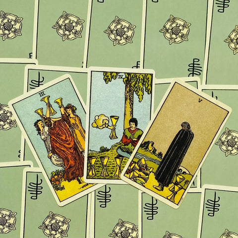 Smith Waite Centennial Tarot cards US Games Systems