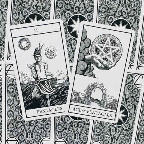 Bianco Nero Tarot Cards US Games Systems