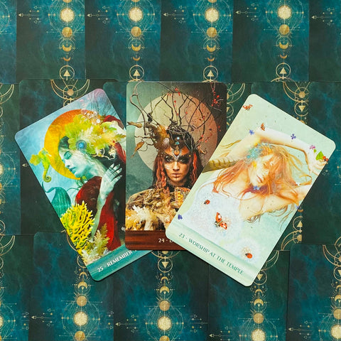 Wild woman rising Oracle Cards US Games Systems