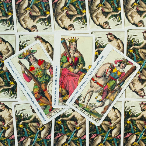 The Classic Tarot cards Lo Scarabeo