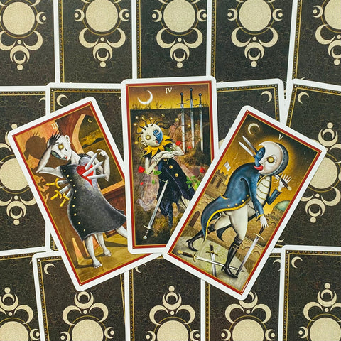 Deviant Moon Premium Tarot cards US Games Systems