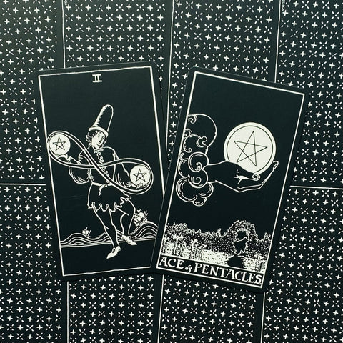 Glow in the Dark Tarot cards US Games Systems