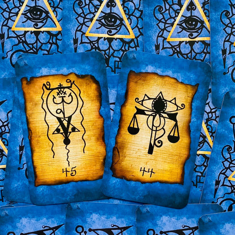 The Blind Spot Oracle Cards Watkins Publishing