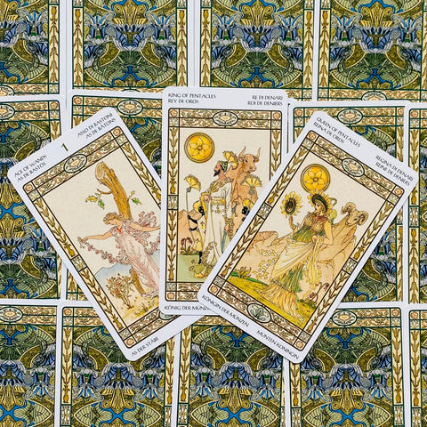 Harmonious Tarot Cards Lo Scarabeo