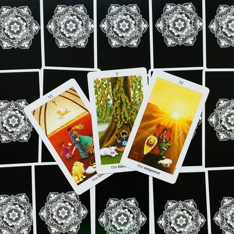 Sun And Moon Tarot cards US Games Systems