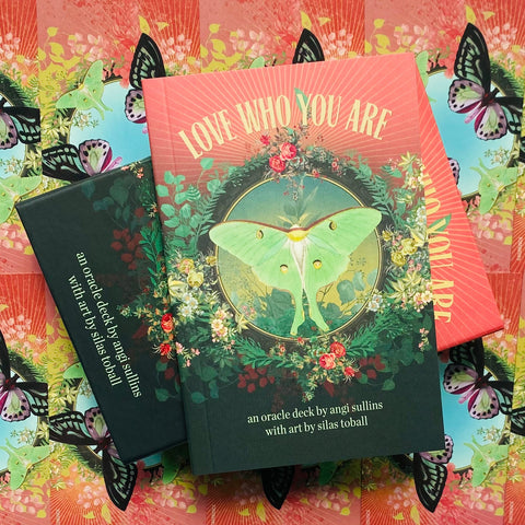 Love who you are Oracle Cards US Games Systems