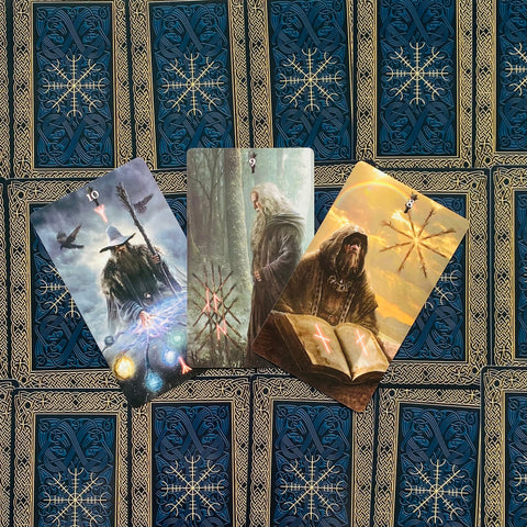 Runic Tarot Kit Cards And Book Lo Scarabeo