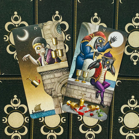 Deviant Moon Borderless Edition Tarot cards US Games Systems