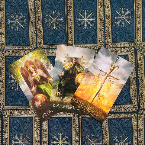 Runic Tarot Cards Lo Scarabeo