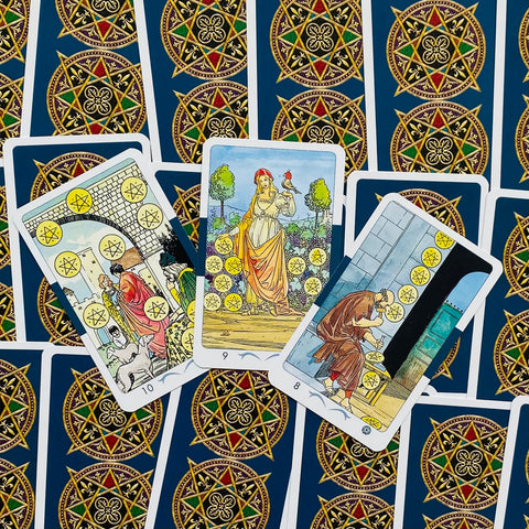 Universal Mini Tarot Card Deck Lo Scarabeo