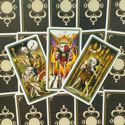 Deviant Moon Premium Tarot cards US Games Systems
