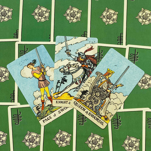 Smith Waite Borderless Tarot cards US Games Systems