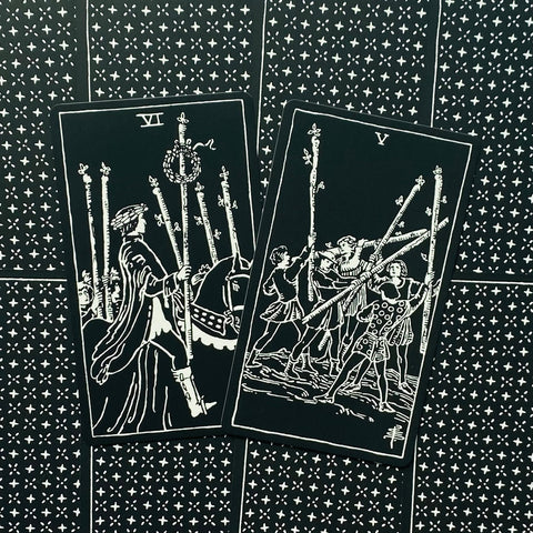 Glow in the Dark Tarot cards US Games Systems