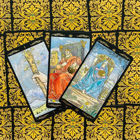 Golden Universal Tarot Cards Lo Scarabeo
