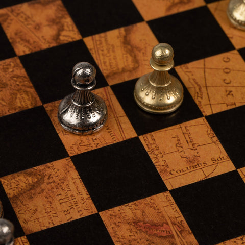 Beautiful Chess Pieces with Leatherlike MAP Chess Board N035 - Hobby.lt 🇬🇧