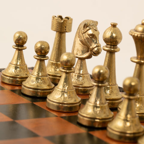Beautiful Metal Chess Set with Leatherlike Board/Box + CHECKER Set - Hobby.lt 🇬🇧