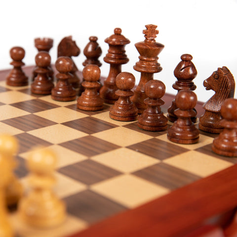 Classic Rosewood Wooden Chess Pieces with Maple Wood Chess Board N°101 - Hobby.lt 🇬🇧