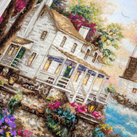 Cottage by the sea SLETI962 - Cross Stitch Kit - Hobby.lt 🇬🇧