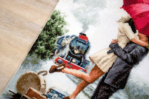 Couple on Train Station SB2369 - Cross Stitch Kit - Hobby.lt 🇬🇧
