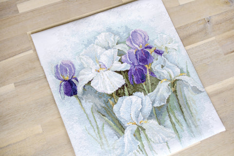 Irises SB2367 - Cross Stitch Kit