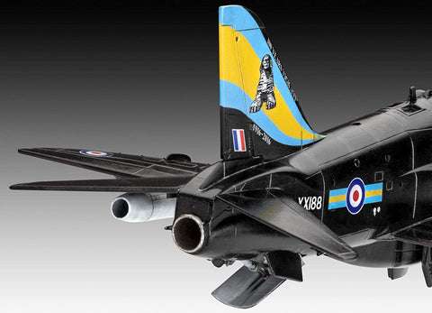 Model Set BAE Hawk T.1 - Plastic Modelling Kit By Revell