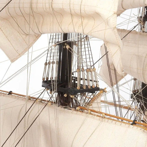 Occre Belle Poule Ship with a stand - Hobby.lt ??