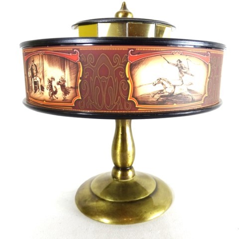 Praxinoscope – Cinema of the XIX century - H63