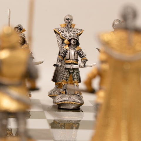 Samurai Set: Battle of Nagashino: Luxurious Chess Set Finished in Real 24k Gold