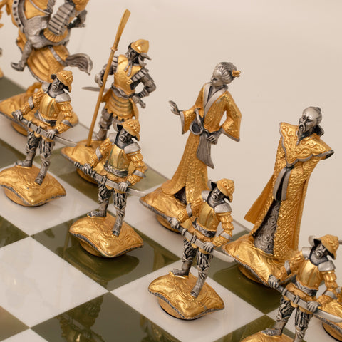 Samurai Set: Battle of Nagashino: Luxurious Chess Set Finished in Real 24k Gold