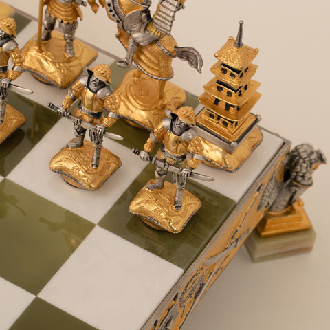 Samurai Set: Battle of Nagashino: Luxurious Chess Set Finished in Real 24k Gold