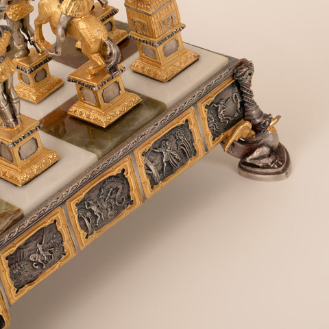 Sigfrid: Mythological King of the Nibelungs People: Extra Luxurious Chess Set