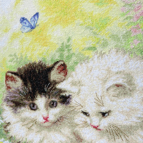Summer Play Time SLETI954 - Cross Stitch Kit