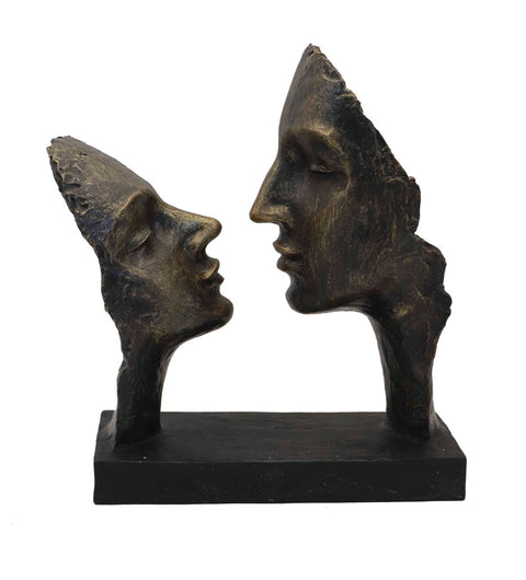 Bronze Resin Couple Sculpture 26cm – Minimalist Love Statue, Anniversary Gift