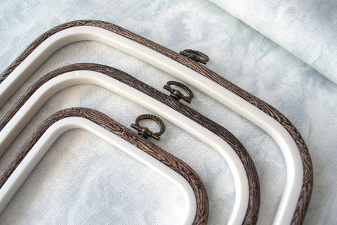Nurge Flexi Hoop Square Embroidery Hoop, 18 x 20 cm, Dark Brown, for Cross Stitch and Needlework