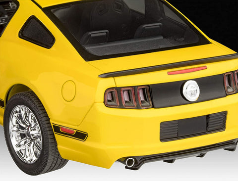 2013 Ford Mustang Boss 302 - Plastic Modelling Kit By Revell