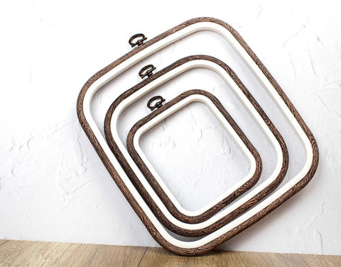 Nurge Flexi Hoop Square Embroidery Hoop 23x25 cm Dark Brown, Flexible Outer Ring for Cross Stitch and Crafting