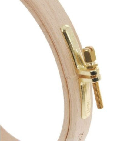 Nurge 60cm Wooden Embroidery Hoop for Quilting, Natural Beech Wood, Adjustable Metal Screw, Large Needlework Frame