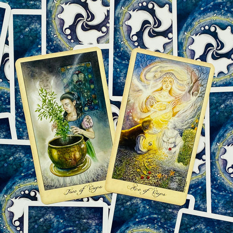 Ghosts and Spirits Tarot cards US Games Systems