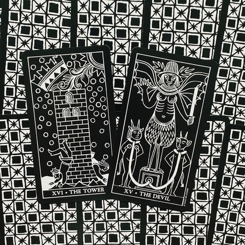Inversion Tarot cards deck in a Tin US Games Systems