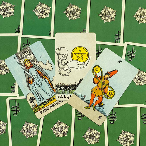 Smith Waite Borderless Tarot cards US Games Systems