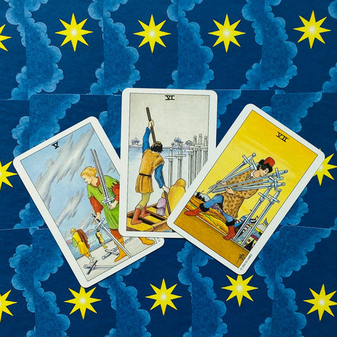 Universal Waite tarot deck in a tin US Games Systems