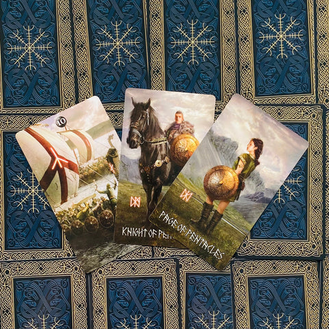 Runic Tarot Cards Lo Scarabeo