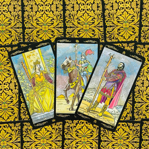 Golden Universal Tarot Cards Lo Scarabeo