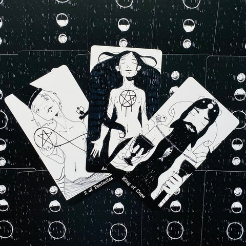 Disorder Tarot Of Innocence Cards Lo Scarabeo