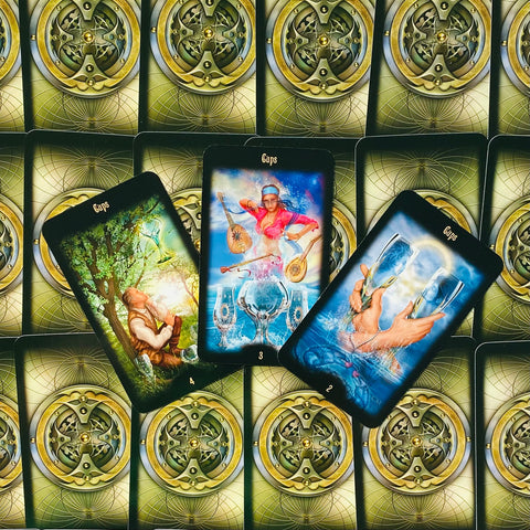 Legacy Of The Devine Tarot cards Llewellyn